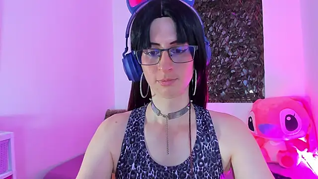 KimberlyJohnsoon online show from 03/13/25, 03:22