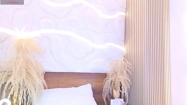 dojacandice online show from 07/23/26, 09:57