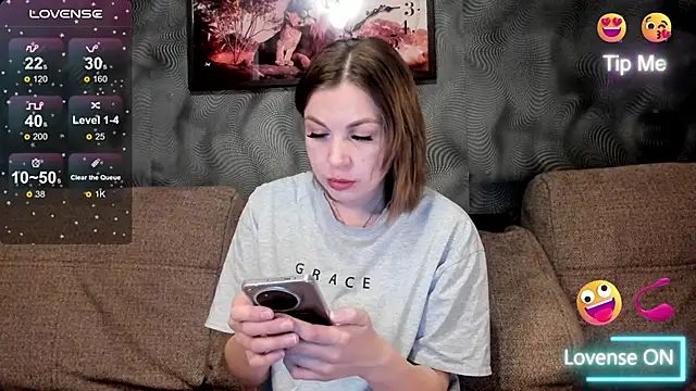 CassieMils online show from 05/06/26, 09:25