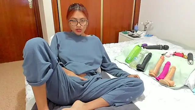 Honney sugar19 online show from 04/11/26, 10:52