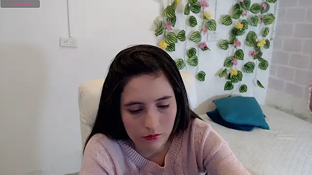 tania sweet   online show from 12/19/25, 03:52