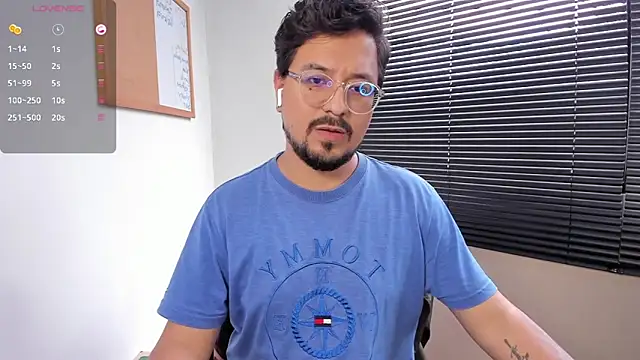 DaviidEvans  online show from 12/11/24, 07:25