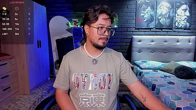 DaviidEvans  online show from 03/28/26, 09:25