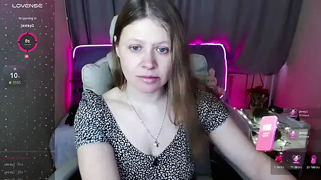 alekasamui online show from 02/18/25, 03:21