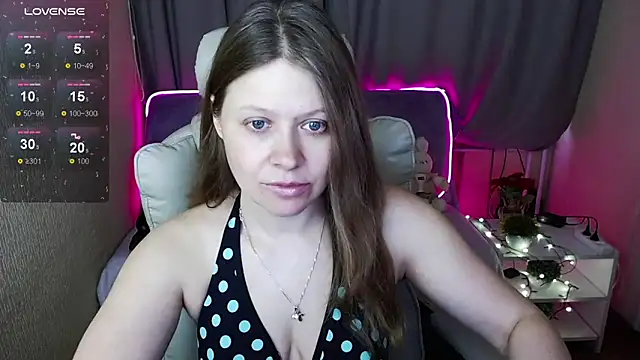 alekasamui online show from 02/20/25, 03:34