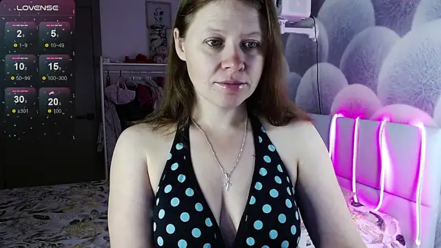 alekasamui online show from 09/29/25, 09:08