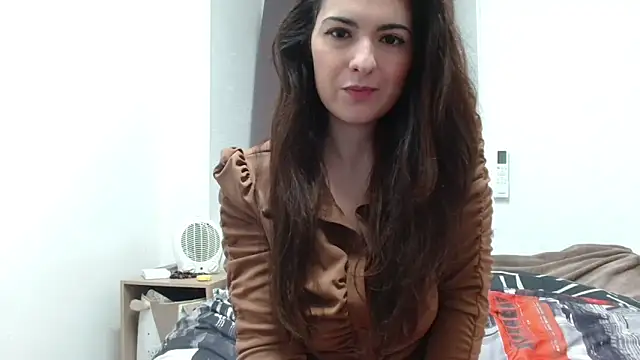 desirmiss1 online show from 02/10/26, 07:45