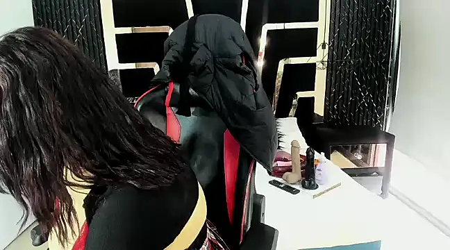 dirtylola39 online show from 01/31/25, 01:45