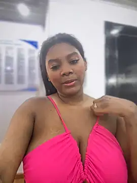 Snapshot of Tayra_Siny chatting on 02/11/25, 02:46 Tayra Siny online show from 02/11/25, 02:46