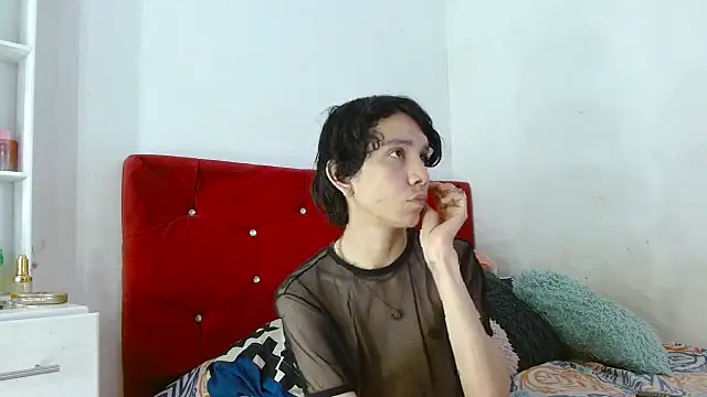 LAICK 01 online show from 09/25/25, 05:27