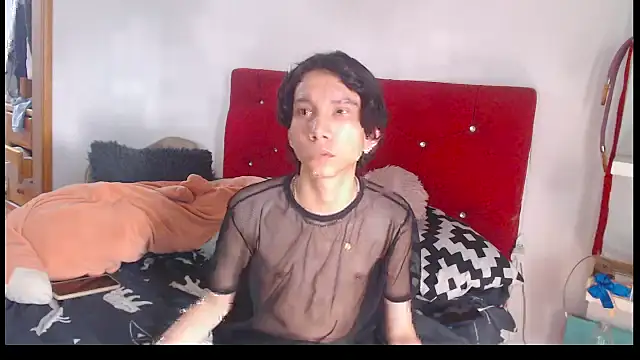 LAICK 01 online show from 10/19/25, 06:19