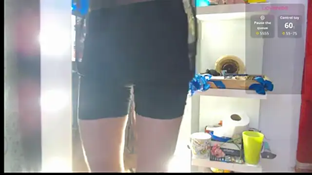 LAICK 01 online show from 02/27/26, 12:21