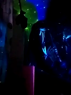 Snapshot of deftoolceles chatting on 02/28/26, 11:06 deftoolceles online show from 02/28/26, 11:06