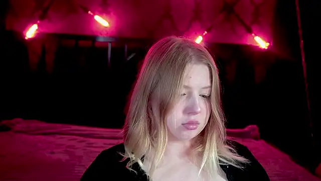 Tinker Belll online show from 11/15/25, 07:54