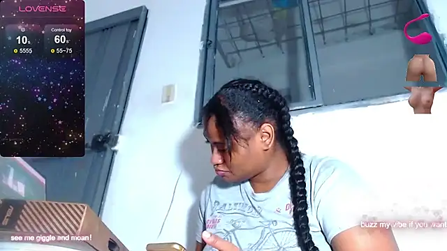 kyara pride online show from 11/11/25, 04:01