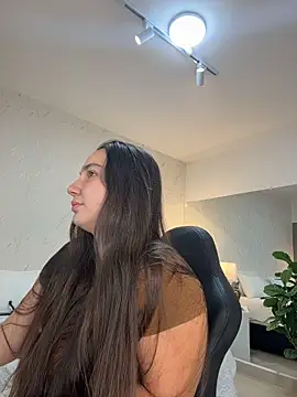 Snapshot of ava_blue chatting on 06/07/26, 11:03 ava blue online show from 06/07/26, 11:03