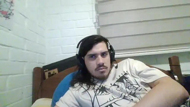 hung weeb online show from 01/13/25, 01:02