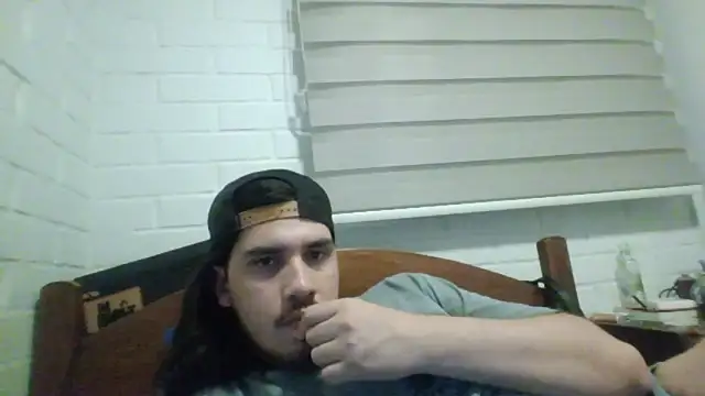 hung weeb online show from 01/16/25, 03:23