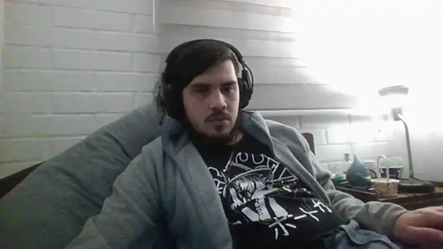 hung weeb online show from 06/11/26, 04:21
