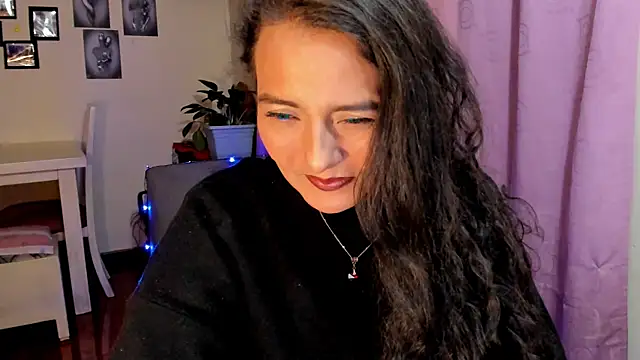 emma luxy online show from 04/02/26, 05:05