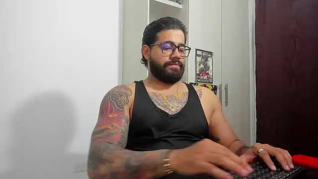 Snapshot of _Coddygold_ chatting on 07/15/26, 10:42 Coddygold online show from 07/15/26, 10:42