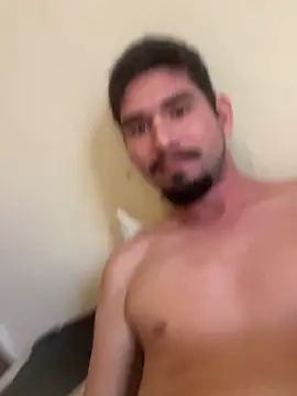 Snapshot of Tomthelong chatting on 01/02/25, 10:55 Tomthelong online show from 01/02/25, 10:55