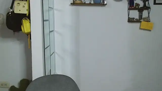 Nikkykora15 online show from 01/24/25, 02:49