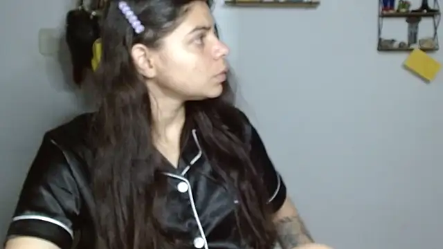 Nikkykora15 online show from 02/06/25, 12:22