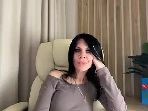 InjaAtHome online show from 04/14/26, 05:52