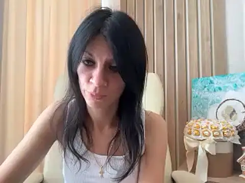 Snapshot of InjaAtHome chatting on 07/30/26, 11:31 InjaAtHome online show from 07/30/26, 11:31