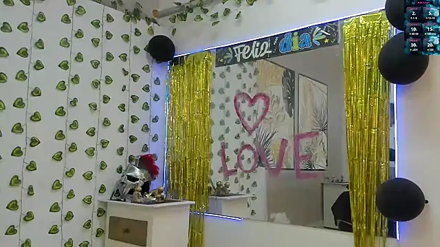 Snapshot of ChoreyTaiylor chatting on 10/01/25, 03:29 ChoreyTaiylor online show from 10/01/25, 03:29
