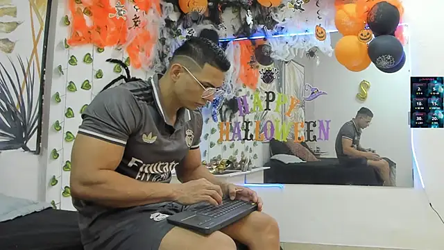 ChoreyTaiylor online show from 11/02/25, 02:30