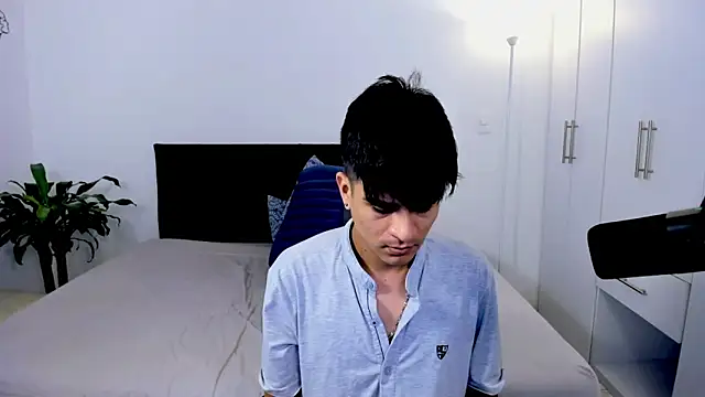 Snapshot of Eiden_allenx chatting on 01/03/25, 11:25 Eiden allenx online show from 01/03/25, 11:25