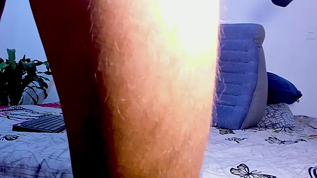 Snapshot of Eiden_allenx chatting on 02/14/25, 07:59 Eiden allenx online show from 02/14/25, 07:59