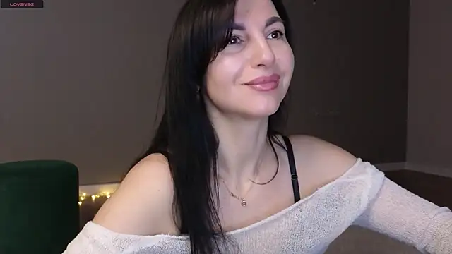 Snapshot of Mary_love16 chatting on 01/27/25, 07:03 Mary love16 online show from 01/27/25, 07:03