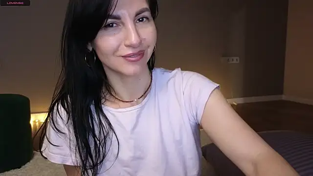 Snapshot of Mary_love16 chatting on 01/28/25, 01:05 Mary love16 online show from 01/28/25, 01:05