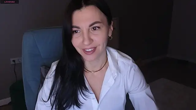 Snapshot of Mary_love16 chatting on 03/14/25, 06:42 Mary love16 online show from 03/14/25, 06:42