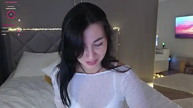 Snapshot of Mary_love16 chatting on 10/14/25, 07:20 Mary love16 online show from 10/14/25, 07:20