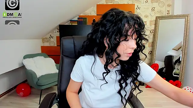 EmillyTaylor online show from 02/21/25, 04:29