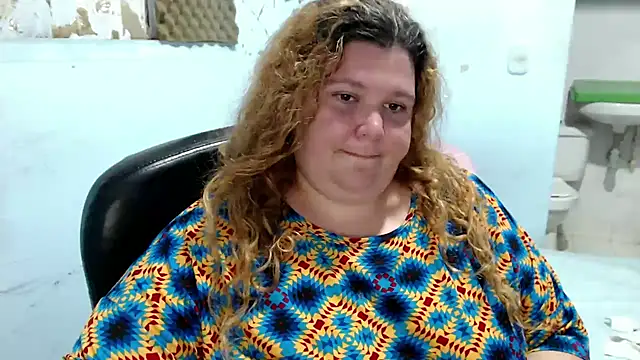 Snapshot of squirt322bbw chatting on 06/12/26, 06:40 squirt322bbw online show from 06/12/26, 06:40