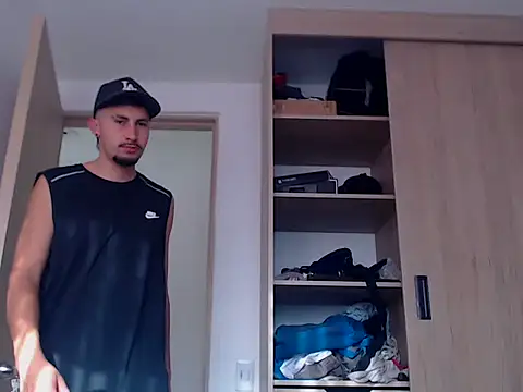 Snapshot of ChrisDamon chatting on 09/11/25, 12:38 ChrisDamon online show from 09/11/25, 12:38