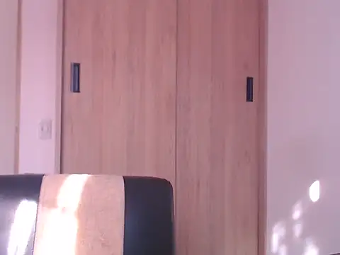 Snapshot of ChrisDamon chatting on 10/26/25, 01:28 ChrisDamon online show from 10/26/25, 01:28