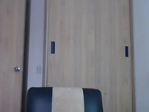 Snapshot of ChrisDamon chatting on 11/04/25, 12:04 ChrisDamon online show from 11/04/25, 12:04