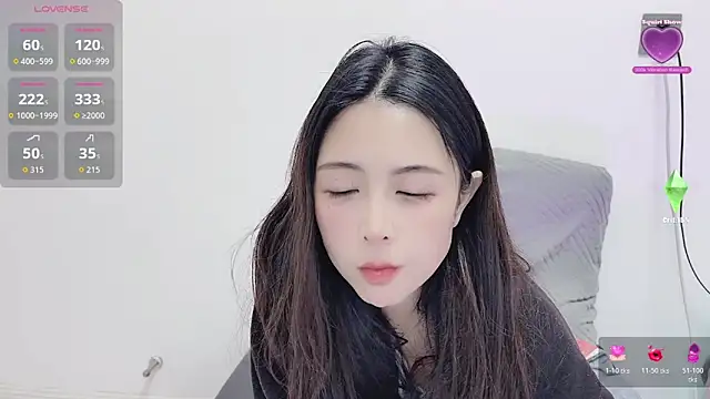 candy-yiyi online show from 12/16/25, 01:49