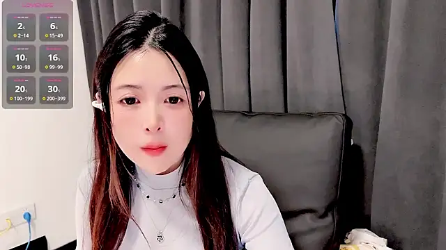 candy-yiyi online show from 03/25/26, 02:06