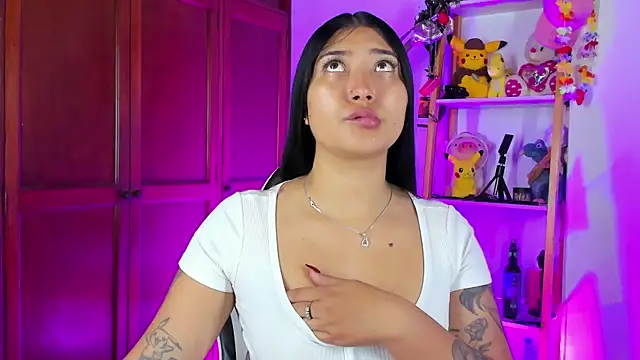 eymy-hadid online show from 11/06/25, 08:43