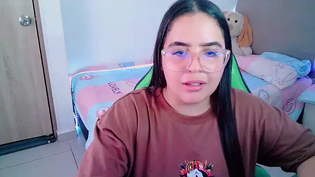  alicia z online show from 02/05/25, 12:20