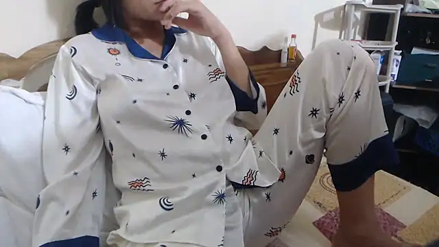 Beauty Asian Tina online show from 04/25/26, 12:30