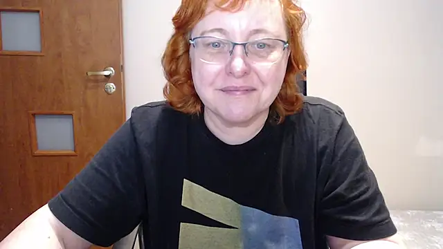 Snapshot of JoannaAndNeighbour chatting on 01/16/25, 08:11 JoannaAndNeighbour online show from 01/16/25, 08:11