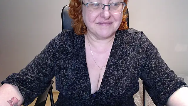 Snapshot of JoannaAndNeighbour chatting on 01/29/25, 09:55 JoannaAndNeighbour online show from 01/29/25, 09:55